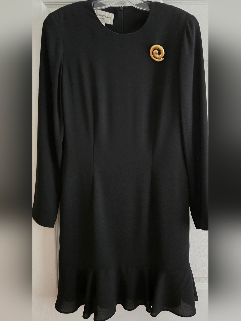 Evan Picone Black Long-Sleeve Dress with Gold Brooch